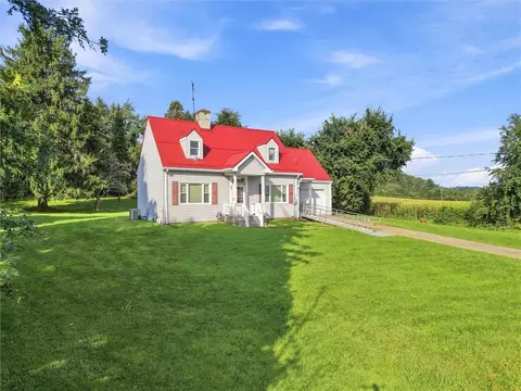 607 Cemetery Rd, Perryopolis, PA 15473