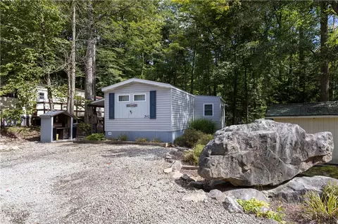 340 Ferncreek Park #340, Champion, PA 15622