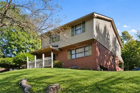 480 Roosevelt Rd, Pittsburgh, PA 15237