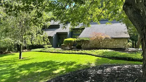 4735 Spring Ridge Ln, Murrysville, PA 15668