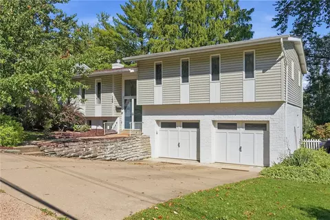 109 Dillon Dr, Pittsburgh, PA 15243