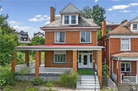 2204 Hazeldell St, Pittsburgh, PA 15210