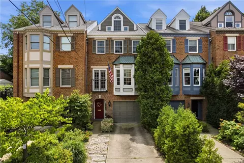 4722 Bayard St, Pittsburgh, PA 15213