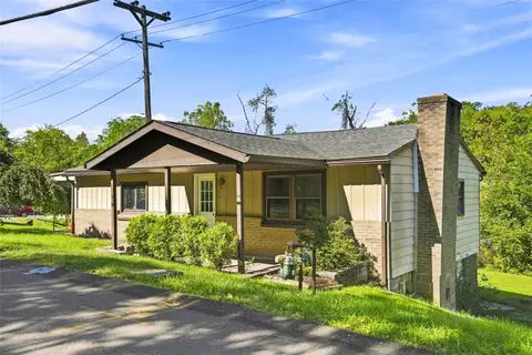1631 N Weirich Ave, Washington, PA 15301