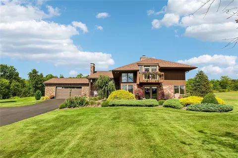 134 Powell Rd, Butler, PA 16002