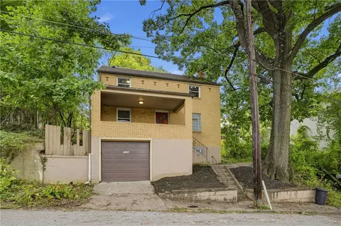 Exterior - 1180 Ridge Ave, Braddock, PA 15104 photo 2 of 9