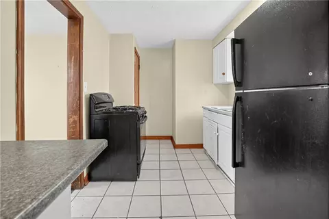 Kitchen - 1180 Ridge Ave, Braddock, PA 15104 photo 3 of 4
