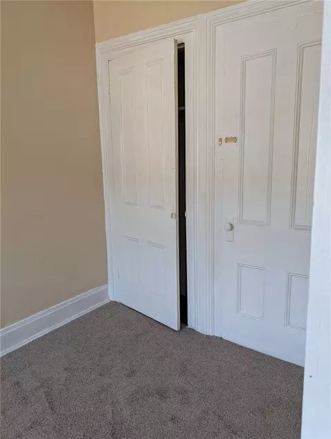 Bedroom - 123 Grant Ave, Pittsburgh, PA 15209 photo 6 of 6