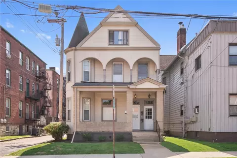 5746 Howe St, Pittsburgh, PA 15232