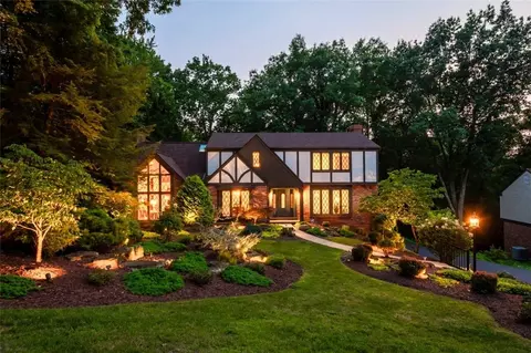 116 Bethany Dr, Mcmurray, PA 15317