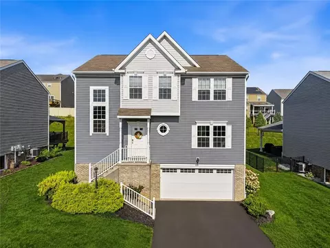 108 Dutch Creek Dr, Zelienople, PA 16063