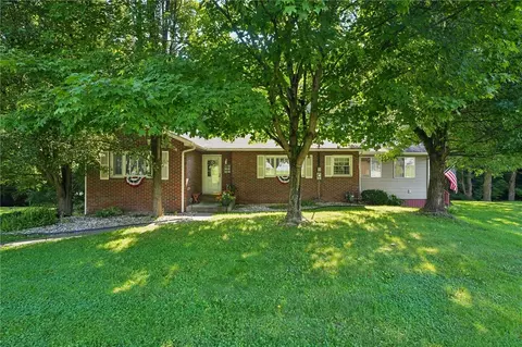 1101 Woodside Ave, Ellwood City, PA 16117