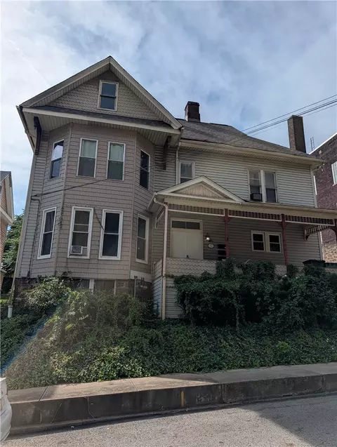 116 S 118 S Cliff St, Butler, PA 16001