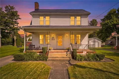 240 Venango St, Mercer, PA 16137