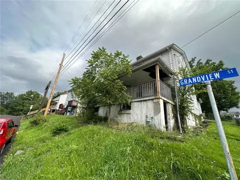 3825 Grandview Ave, South Park, PA 15129