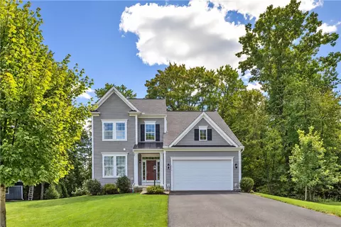 112 Foxtail Ct, Evans City, PA 16033