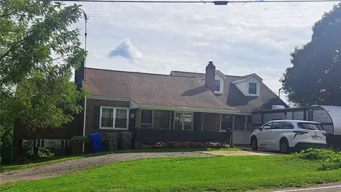 948 Herman Rd, Butler, PA 16002