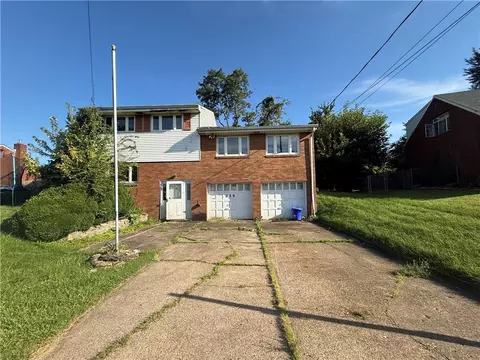 815 Sweetleaf Dr, Monroeville, PA 15146