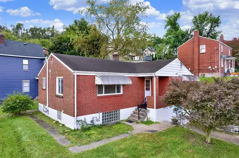 209 E Fairmont Ave, Trafford, PA 15085