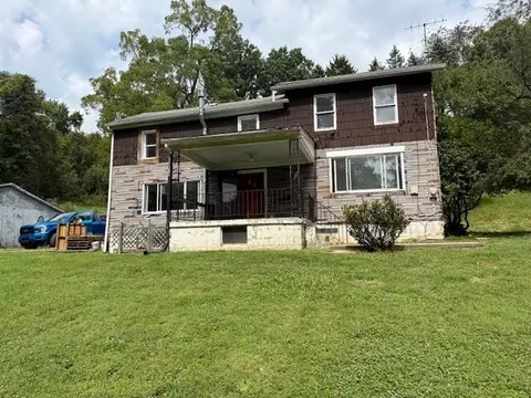 305 Repp Rd, New Kensington, PA 15068