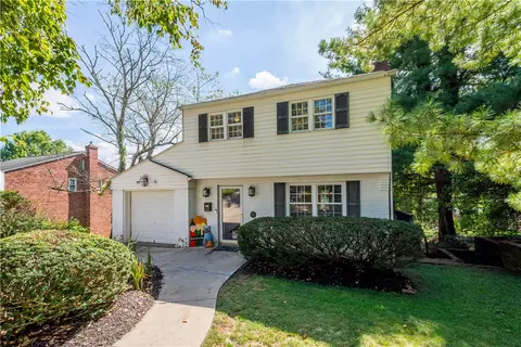 126 Senate Dr, Pittsburgh, PA 15236