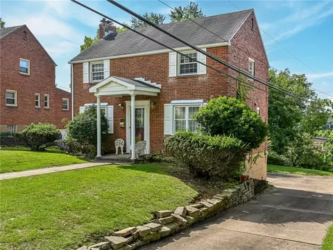 105 Orchard Spring Rd, Pittsburgh, PA 15220