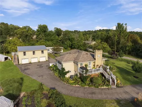 67 Magee Ave, Valencia, PA 16059