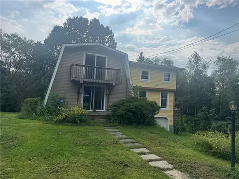 275 Oliver Ave, Freedom, PA 15042