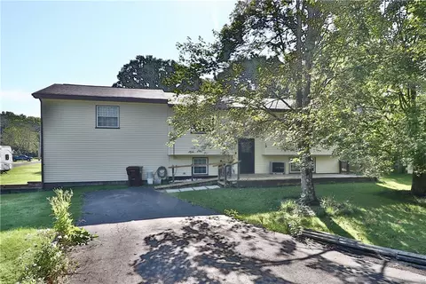 19 N 26th St, Greenville, PA 16125