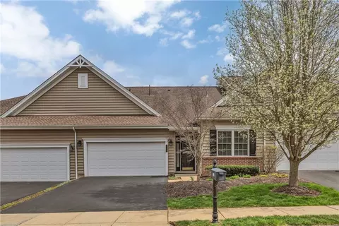 254 Patriot Ln, Freedom, PA 15042
