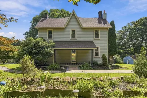 2137 Fairhill Playground Rd, Sewickley, PA 15143