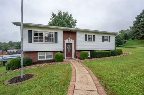 204 Hill St, Blairsville, PA 15717