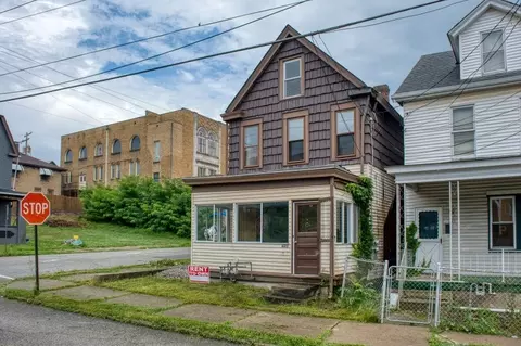 625 Walnut St, New Kensington, PA 15068
