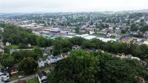 120 Grove Ave, Washington, PA 15301