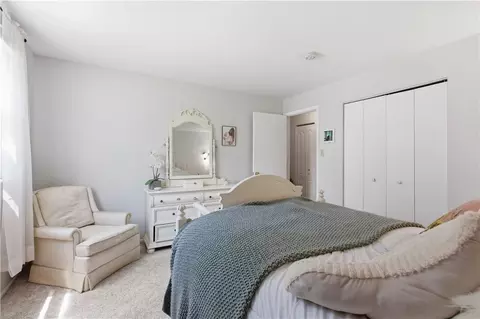Bedroom - 419 Patsy Dr, Gibsonia, PA 15044 photo 4 of 5