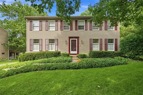 1532 Glenwood Rd, Pittsburgh, PA 15241