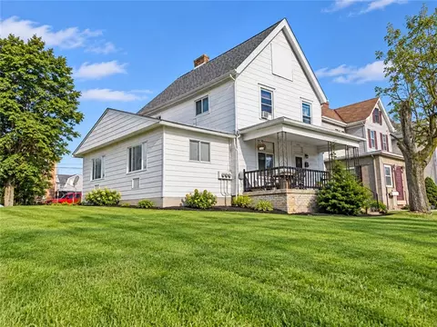 3303 4th Ave, Beaver Falls, PA 15010