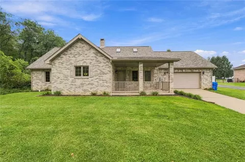 88 Gardner Ave, Uniontown, PA 15401