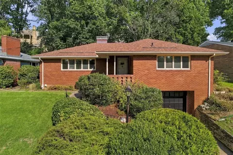 1454 Mohican Dr, Pittsburgh, PA 15228