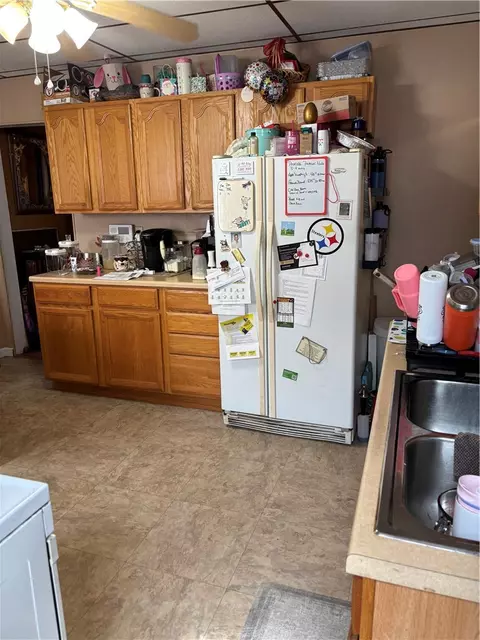 Kitchen - 904 Coalmont St, Braddock, PA 15104 photo 1 of 4