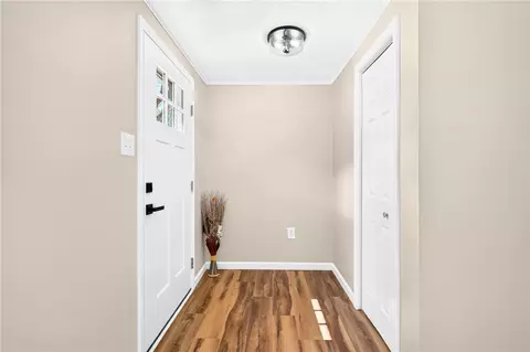 Entry Way - 11083 Bouldin Rd, Irwin, PA 15642 photo 1 of 2