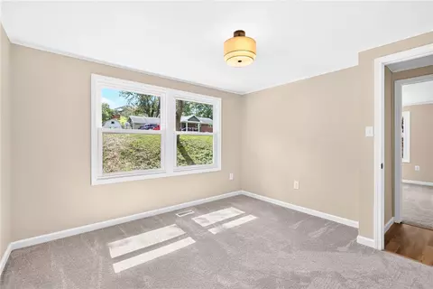 Bedroom - 11083 Bouldin Rd, Irwin, PA 15642 photo 6 of 7