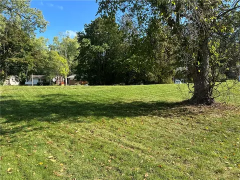 3767 Evergreen Dr, Monroeville, PA 15146