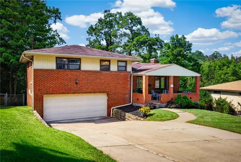 106 Susan Dr, Pittsburgh, PA 15220