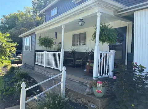 1722 Blythedale Rd, Buena Vista, PA 15018