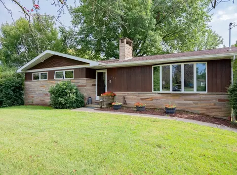 152 Oak Ridge Dr, Butler, PA 16002