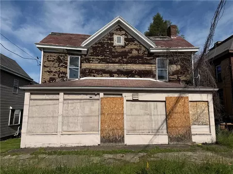 221 N Gallatin Ave, Uniontown, PA 15401