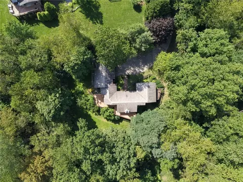 View/Area - 10040 Firethorn Dr, Irwin, PA 15642 photo 1 of 1