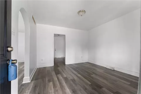 Living - 910 Edith St, Duquesne, PA 15110 photo 4 of 4