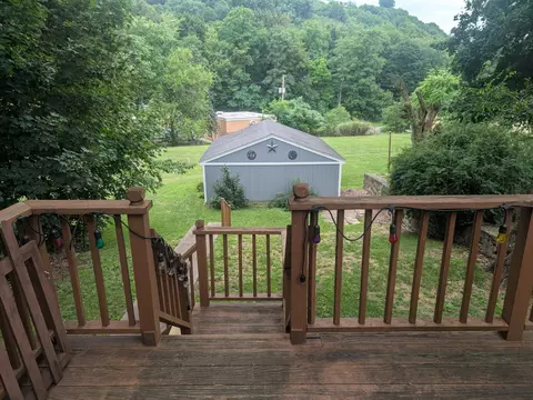 Exterior - 136 4th St, Monaca, PA 15061 photo 5 of 5